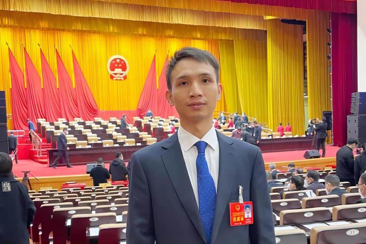 聚焦两会：2024年全国两会提案议案工程机械人关心的都在这里(图2)