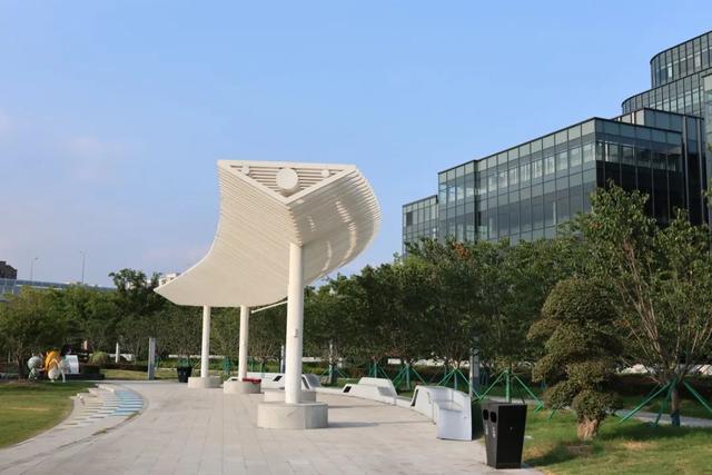 拎包入驻、“一企一策”服务方案