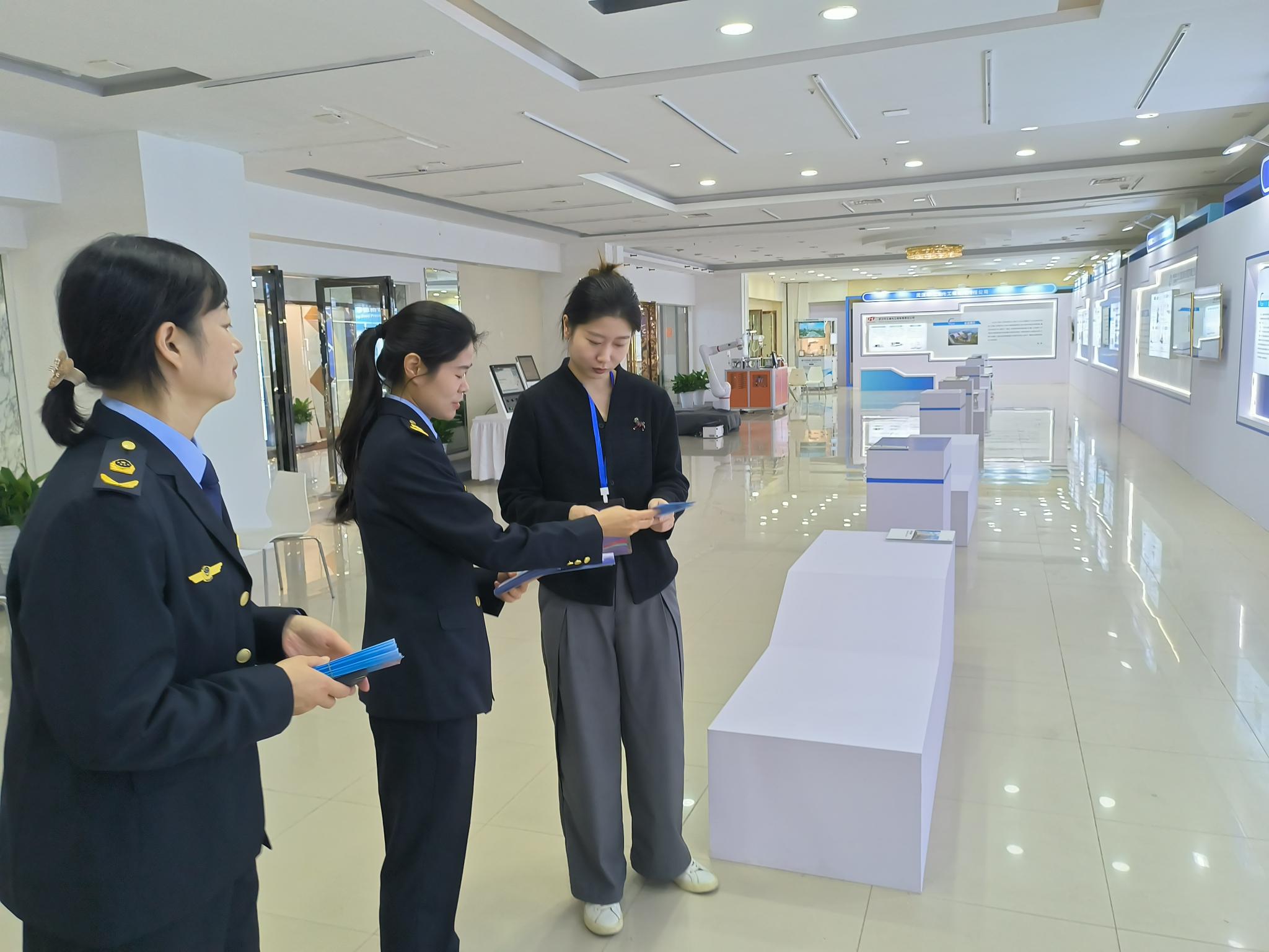 武汉黄陂区市场监管局：知识产权护航2024“汉交会”(图3)
