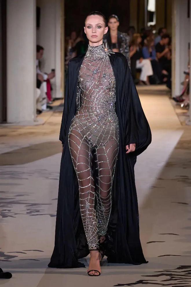 秀场 超浪漫礼服中东超重工-Zuhair Murad 2023秋冬2024春夏高定系列