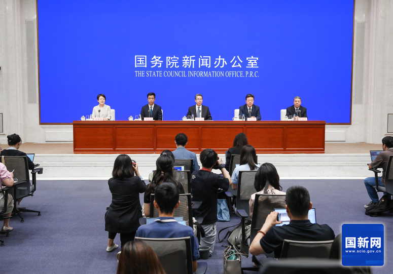 国务院新闻办举行“高质量完成‘十四五’规划”系列主题发布会（国家知识产权局）(图1)