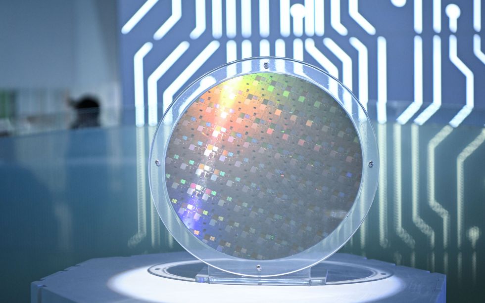 关键核心技术必须牢牢掌握在自己手中