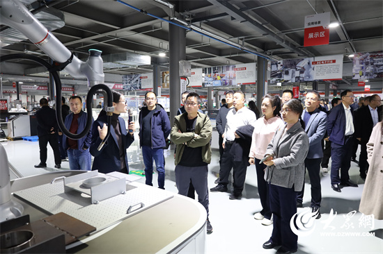 法治网记者赵颖：每一份公正判决都是照亮生活的光 2025记者看法院