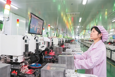 做创新的“护航者”、发展的“导航员”（锐财经）(图2)