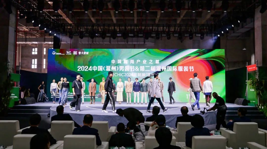 网红定制私密视频卖给特定会员被批捕！南都曾调查相关灰产(图1)